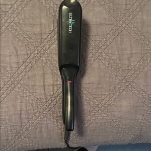 Black Hair Straightener